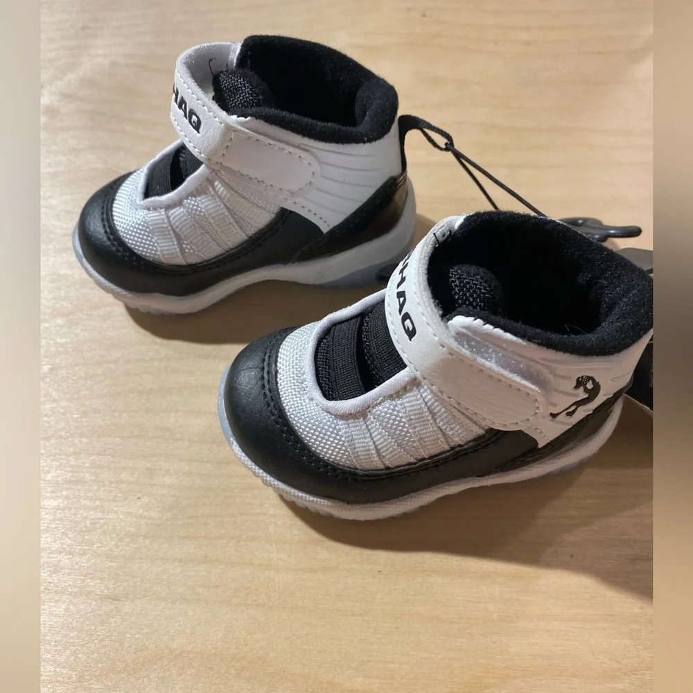 Shaq Infant Athletics Shoes size 3 (JY)